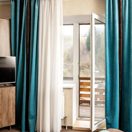 Private In 3 поверх Hotel *