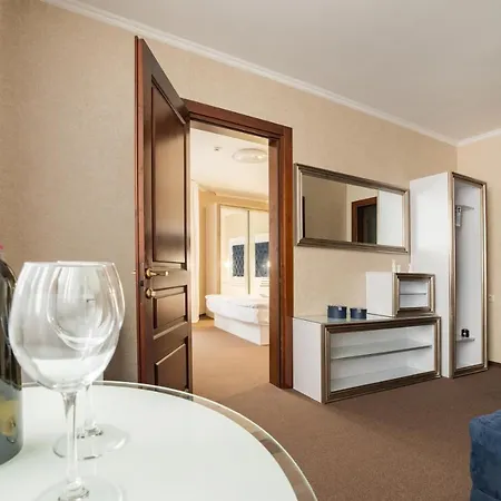 Private In 3 поверх