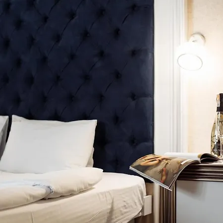 Hotel Private In 3 поверх *