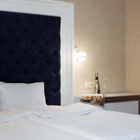 Private In 3 поверх