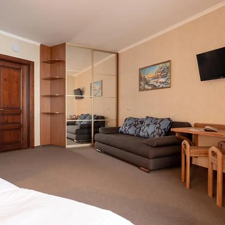 Private In Grofa 3 поверх Hotel