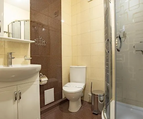Private In 3 поверх Hotel *