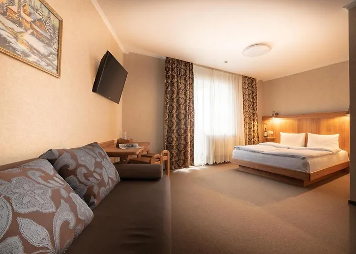 Private In 3 поверх Hotel